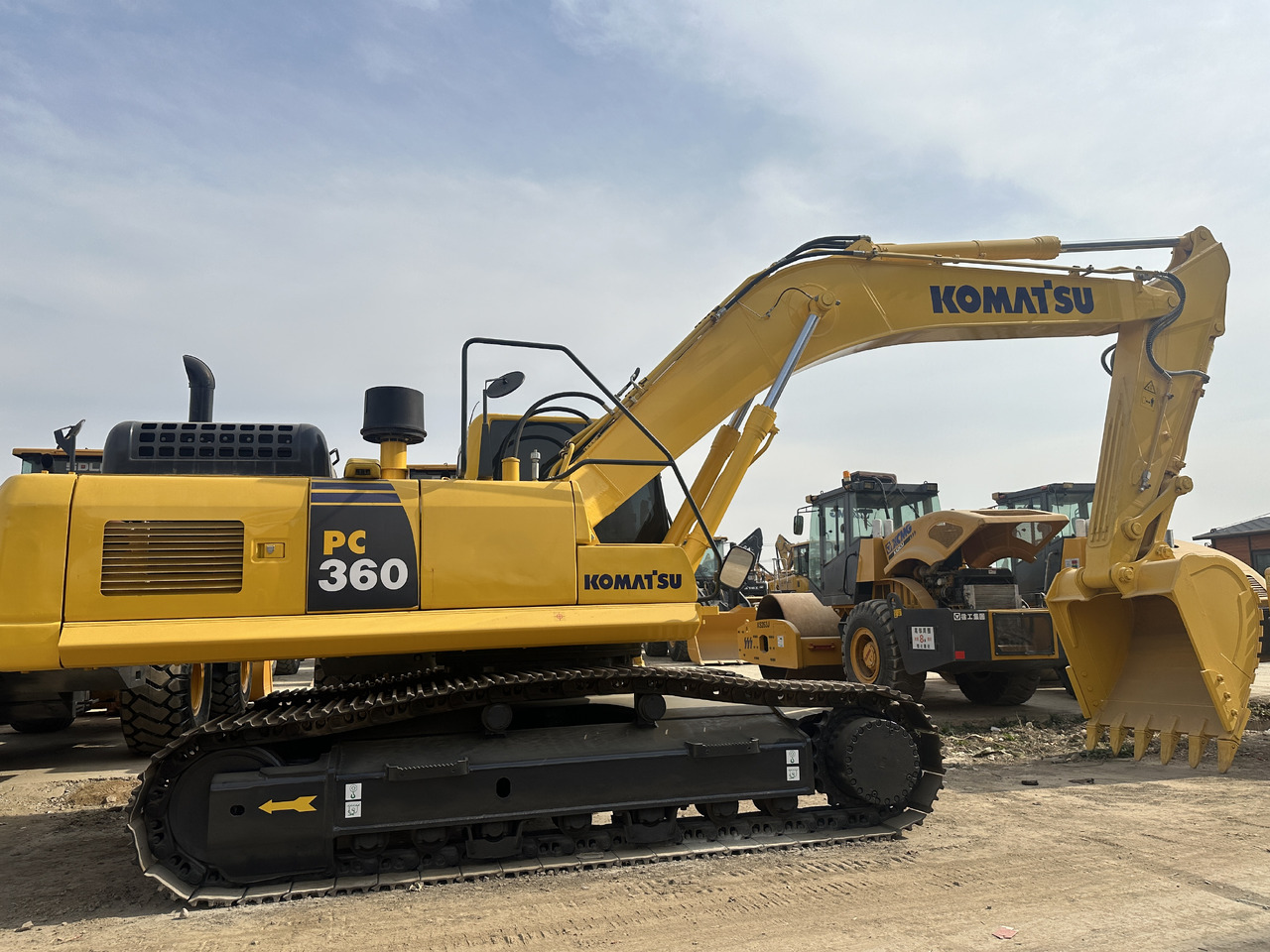 KOMATSU PC360 - Escavadora de rastos: foto 1 KOMATSU PC360 - Escavadora de rastos: foto 1