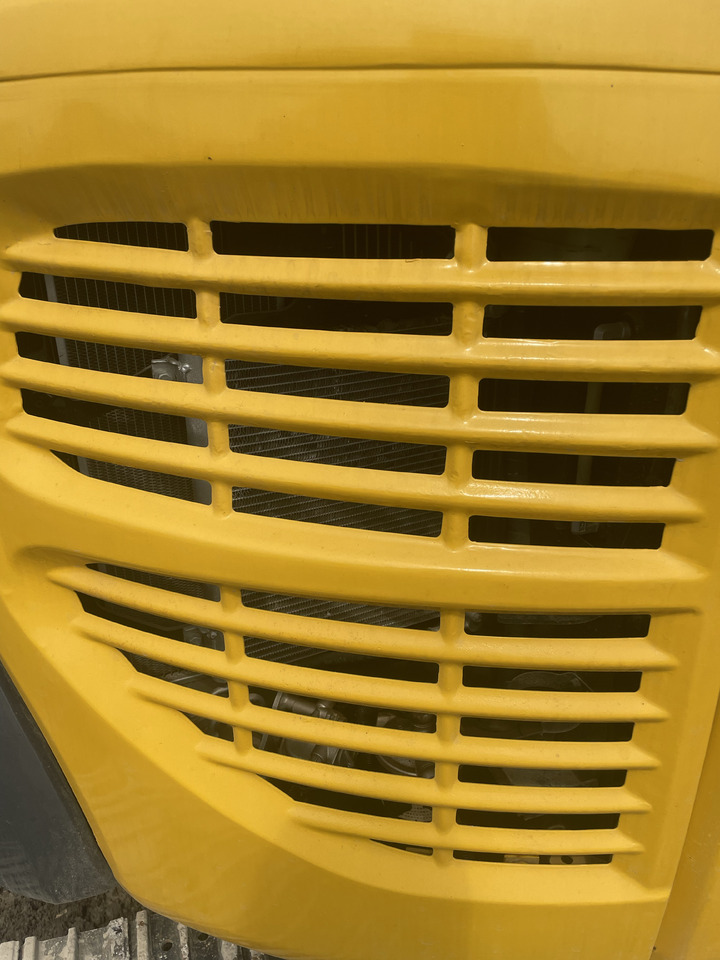 KOMATSU PC55MR - Mini escavadeira: foto 4 KOMATSU PC55MR - Mini escavadeira: foto 4