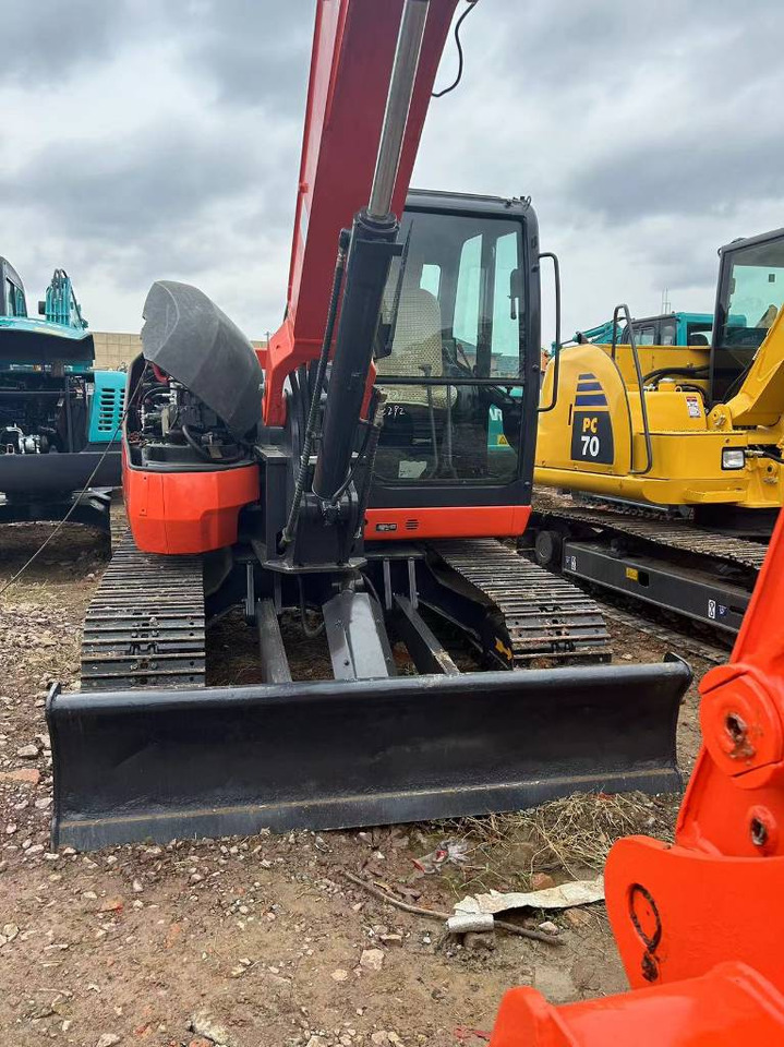 Mini escavadeira KUBOTA KX 183-3: foto 6