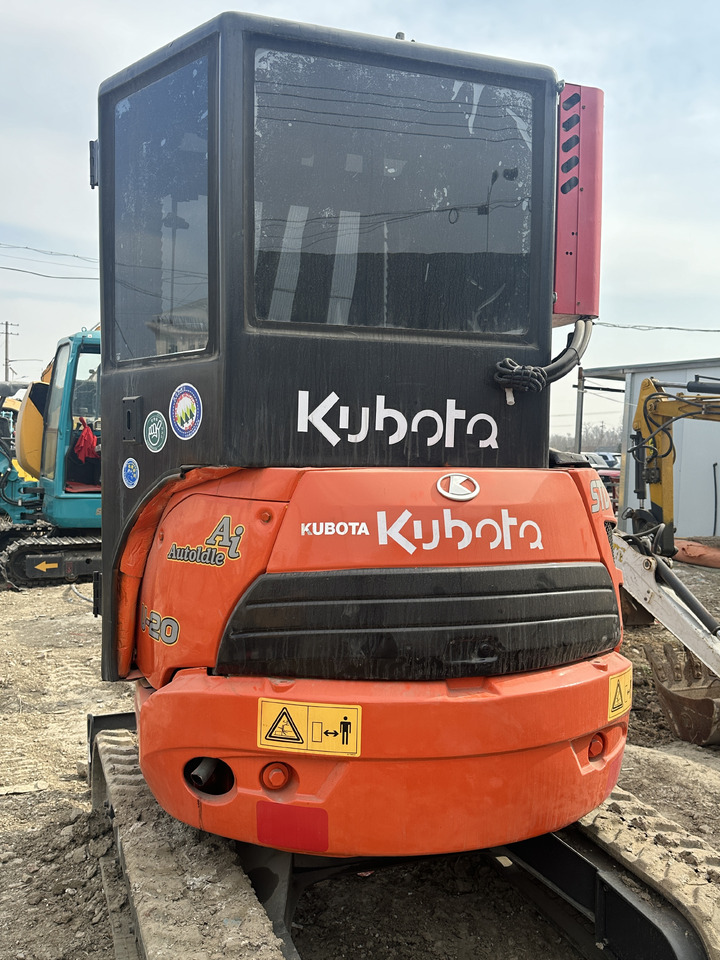 KUBOTA U-20 - Mini escavadeira: foto 3 KUBOTA U-20 - Mini escavadeira: foto 3