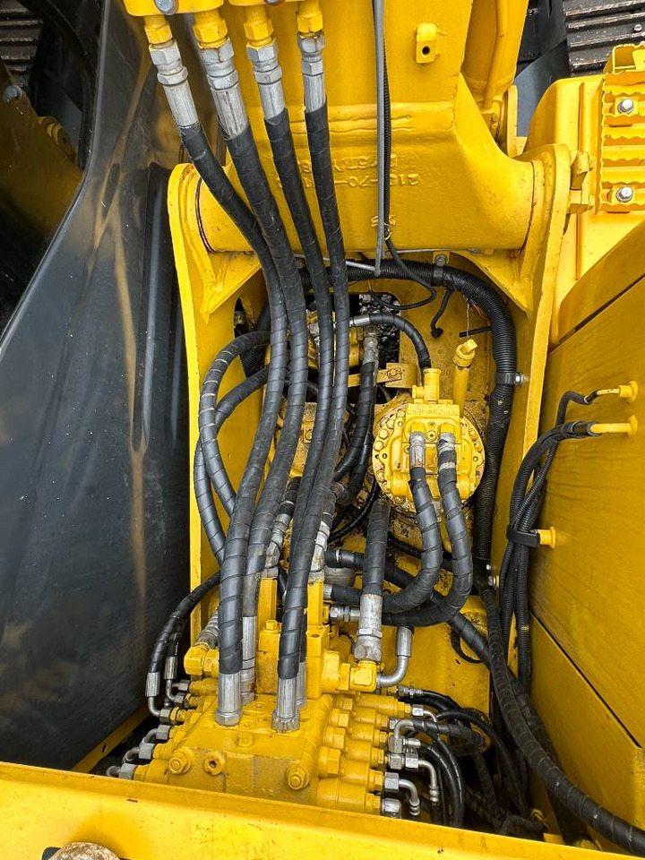 Mini escavadeira Komatsu PC 130: foto 10