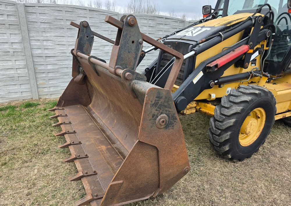 Caterpillar - Retroescavadeira: foto 4 Caterpillar - Retroescavadeira: foto 4