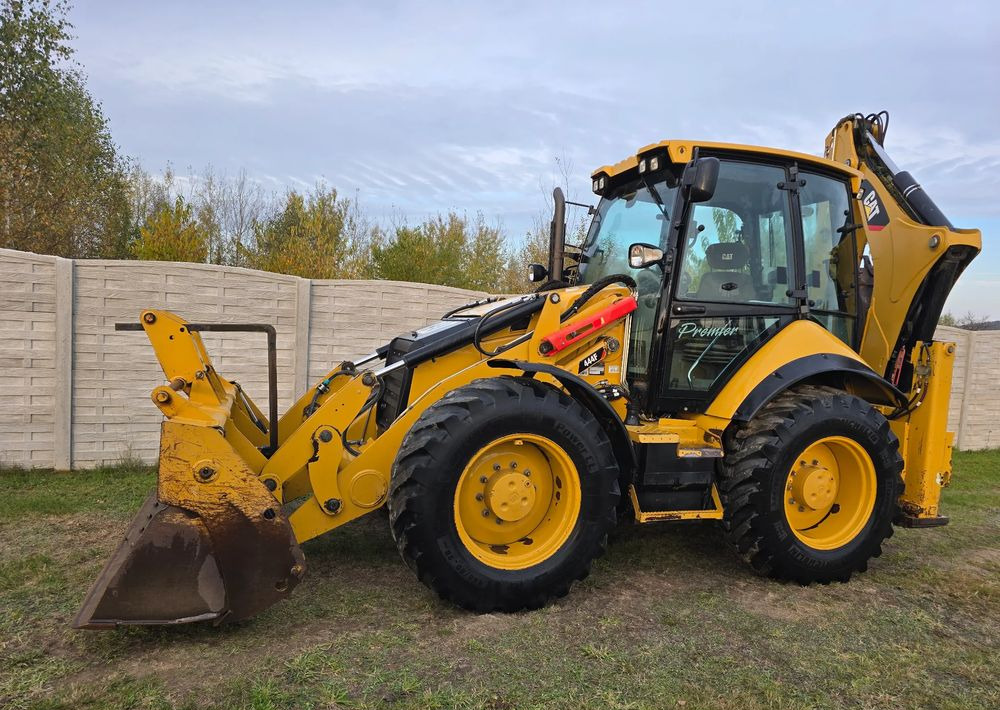 Caterpillar - Retroescavadeira: foto 1 Caterpillar - Retroescavadeira: foto 1