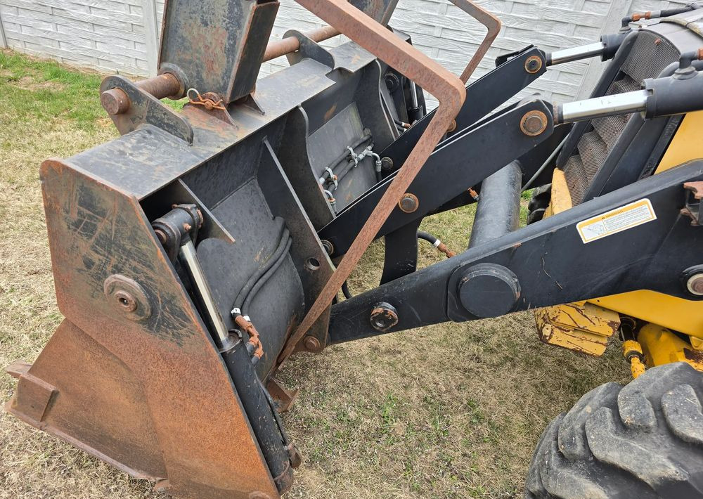 Caterpillar - Retroescavadeira: foto 5 Caterpillar - Retroescavadeira: foto 5