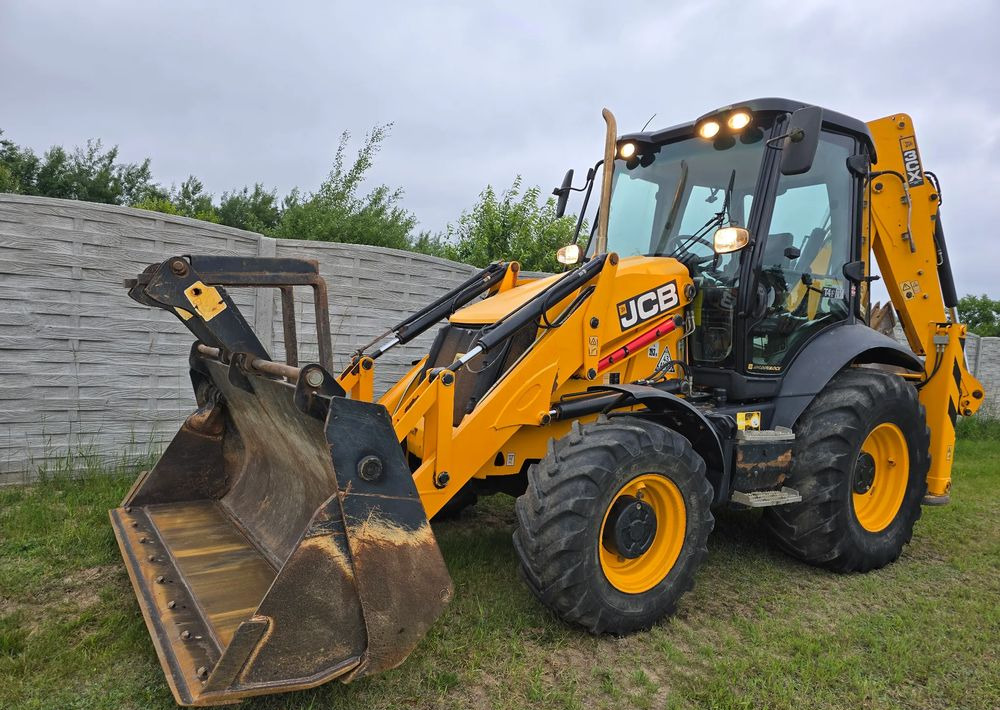 JCB - Retroescavadeira: foto 1 JCB - Retroescavadeira: foto 1