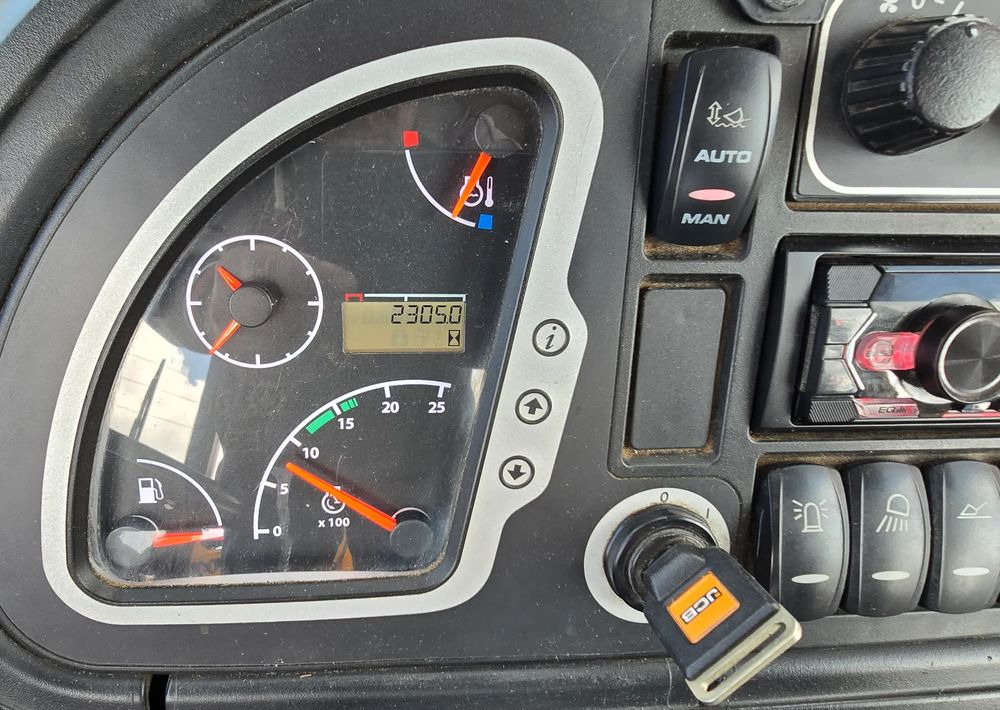 JCB - Retroescavadeira: foto 4 JCB - Retroescavadeira: foto 4