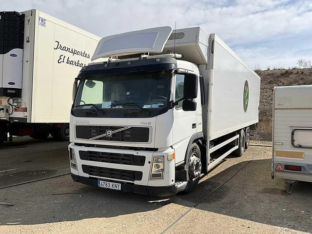 Volvo FM9 - Camião frigorífico: foto 1 Volvo FM9 - Camião frigorífico: foto 1