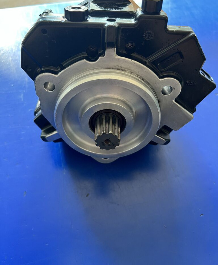 Bosch 2023   MAN Tgx-Tgs-Tga - Bomba de combustivel por Camião: foto 1 Bosch 2023   MAN Tgx-Tgs-Tga - Bomba de combustivel por Camião: foto 1