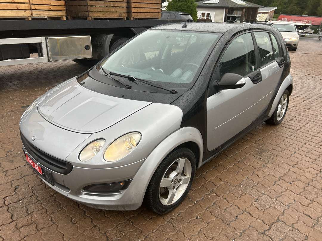 2007 Personbil SMART FORFOUR 1.3 - Automóvel: foto 1 2007 Personbil SMART FORFOUR 1.3 - Automóvel: foto 1