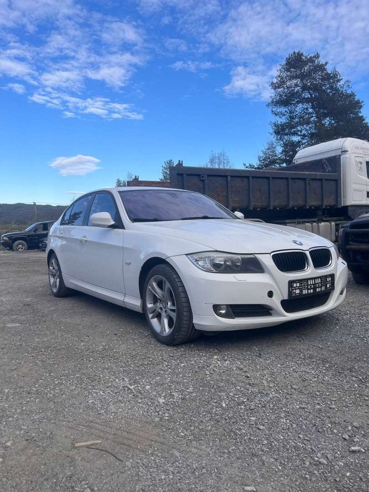 2009 BMW 316i Facelift (se mangellapp) - rep.-objekt - Sedan: foto 3 2009 BMW 316i Facelift (se mangellapp) - rep.-objekt - Sedan: foto 3