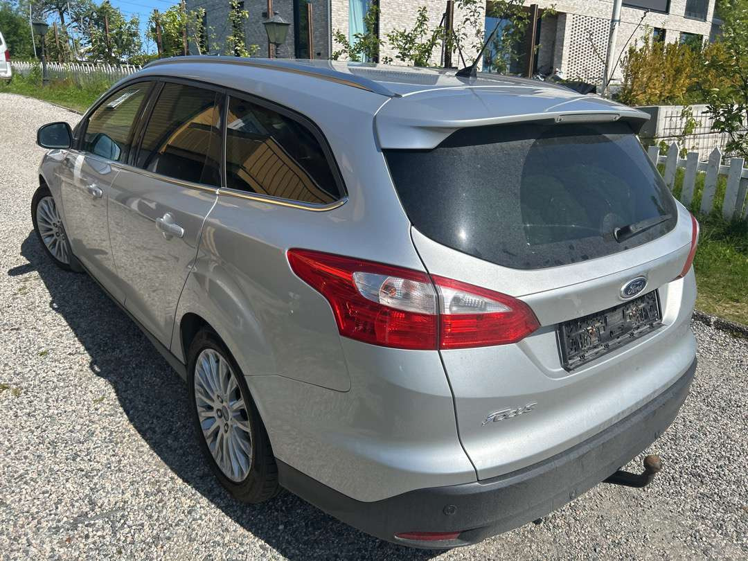 2013 PersonbilFORD FOCUS Automat diesel. - Automóvel: foto 4 2013 PersonbilFORD FOCUS Automat diesel. - Automóvel: foto 4