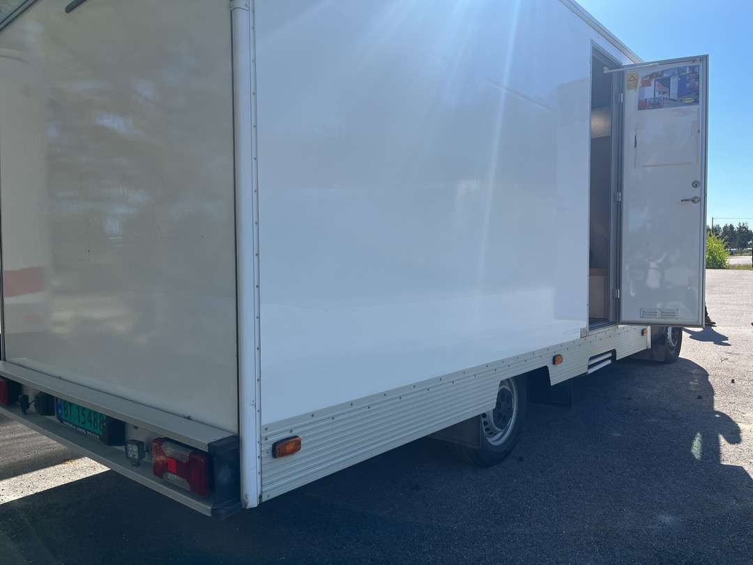 2015 Iveco DAILY - Carrinha de contentor: foto 3 2015 Iveco DAILY - Carrinha de contentor: foto 3