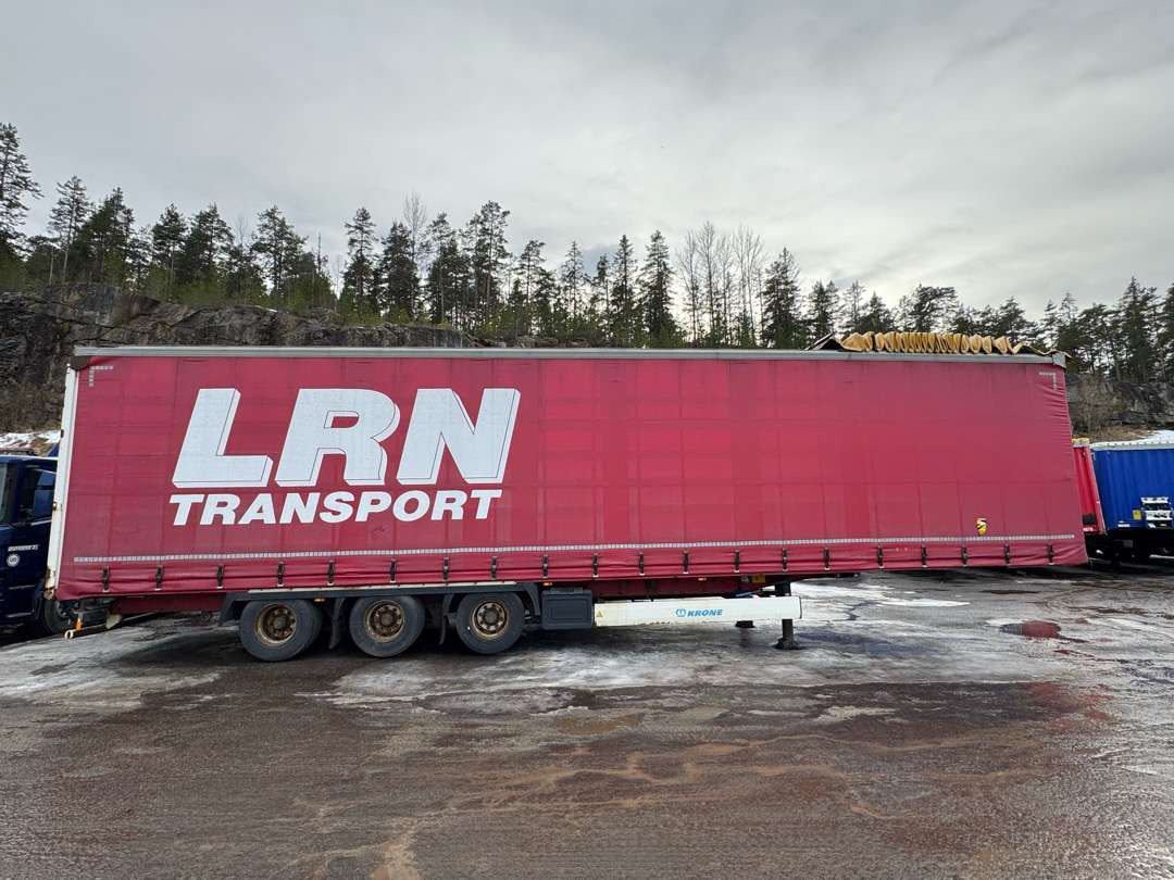 2015 KRONE Profi Liner / MEGA / Curtain / Lifting roof - Semi-reboque de lona: foto 2 2015 KRONE Profi Liner / MEGA / Curtain / Lifting roof - Semi-reboque de lona: foto 2