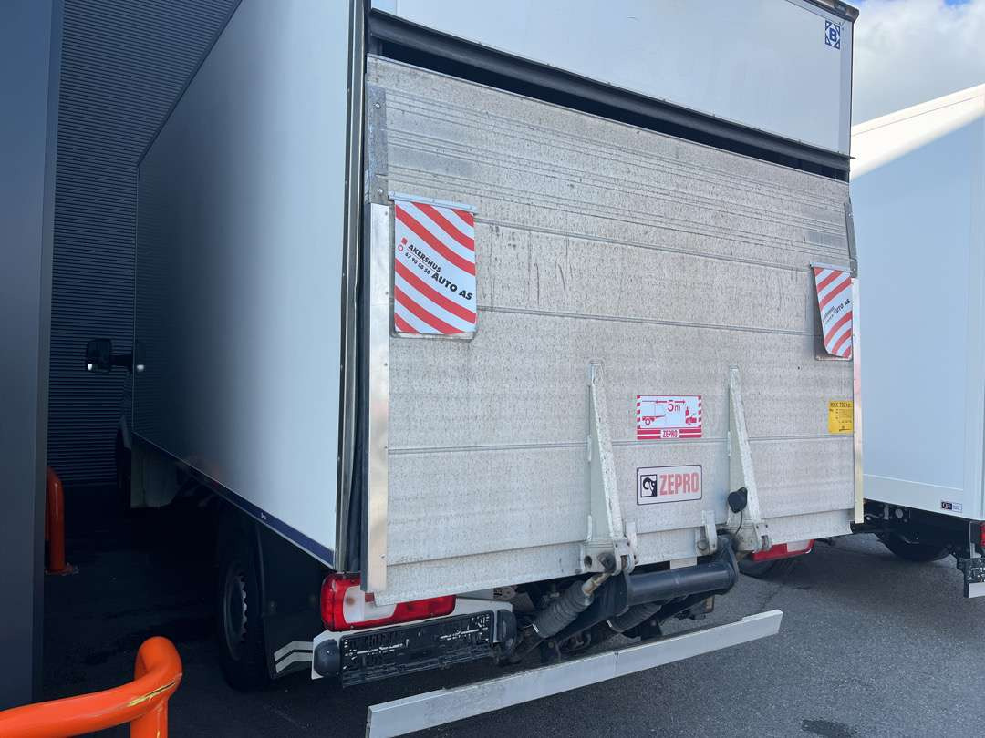 2018 Volkswagen Crafter - 8 paller - Carrinha de contentor: foto 3 2018 Volkswagen Crafter - 8 paller - Carrinha de contentor: foto 3