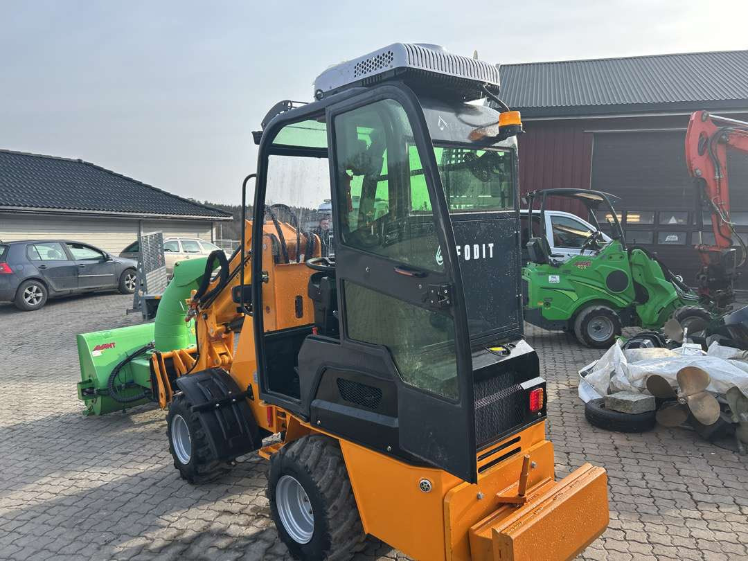 2024 Kompaktlaster FODIT FT 906 (Lite brukt - timeantall 16) - Mini pá carregadora: foto 5 2024 Kompaktlaster FODIT FT 906 (Lite brukt - timeantall 16) - Mini pá carregadora: foto 5