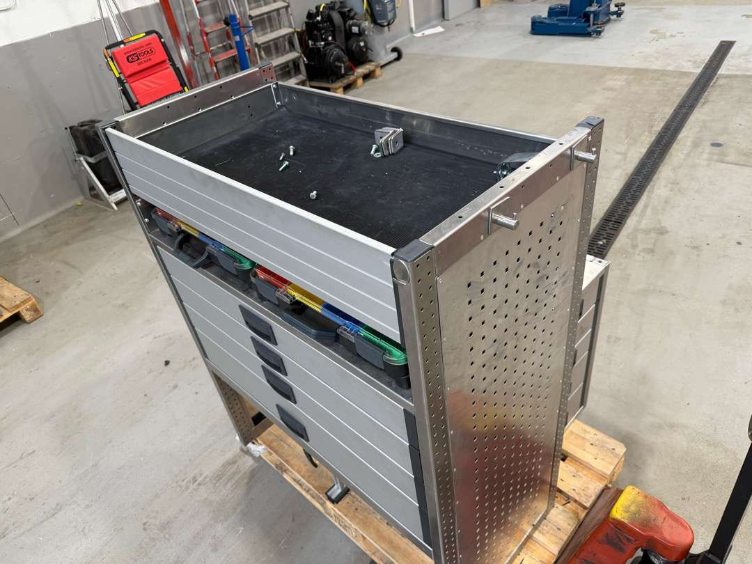 Aluca Bilinnredning - Equipamento para oficina: foto 3 Aluca Bilinnredning - Equipamento para oficina: foto 3