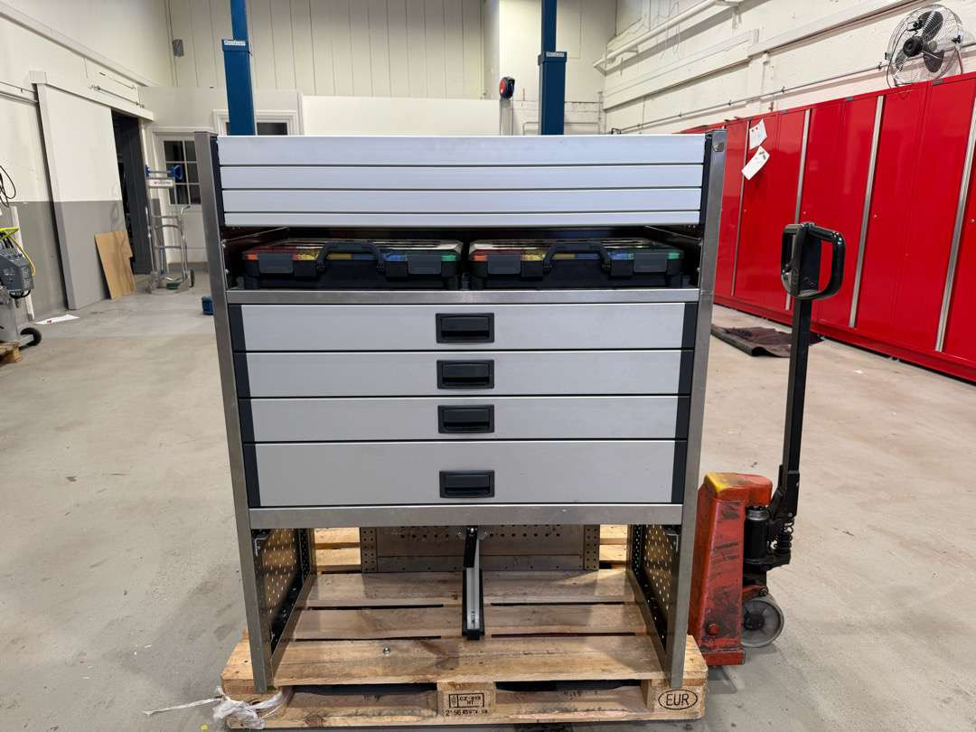 Aluca Bilinnredning - Equipamento para oficina: foto 1 Aluca Bilinnredning - Equipamento para oficina: foto 1