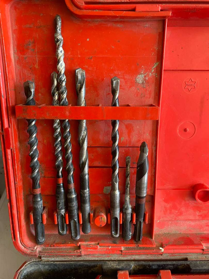 Hilti TE12 Borhammer - Equipamento para oficina: foto 3 Hilti TE12 Borhammer - Equipamento para oficina: foto 3