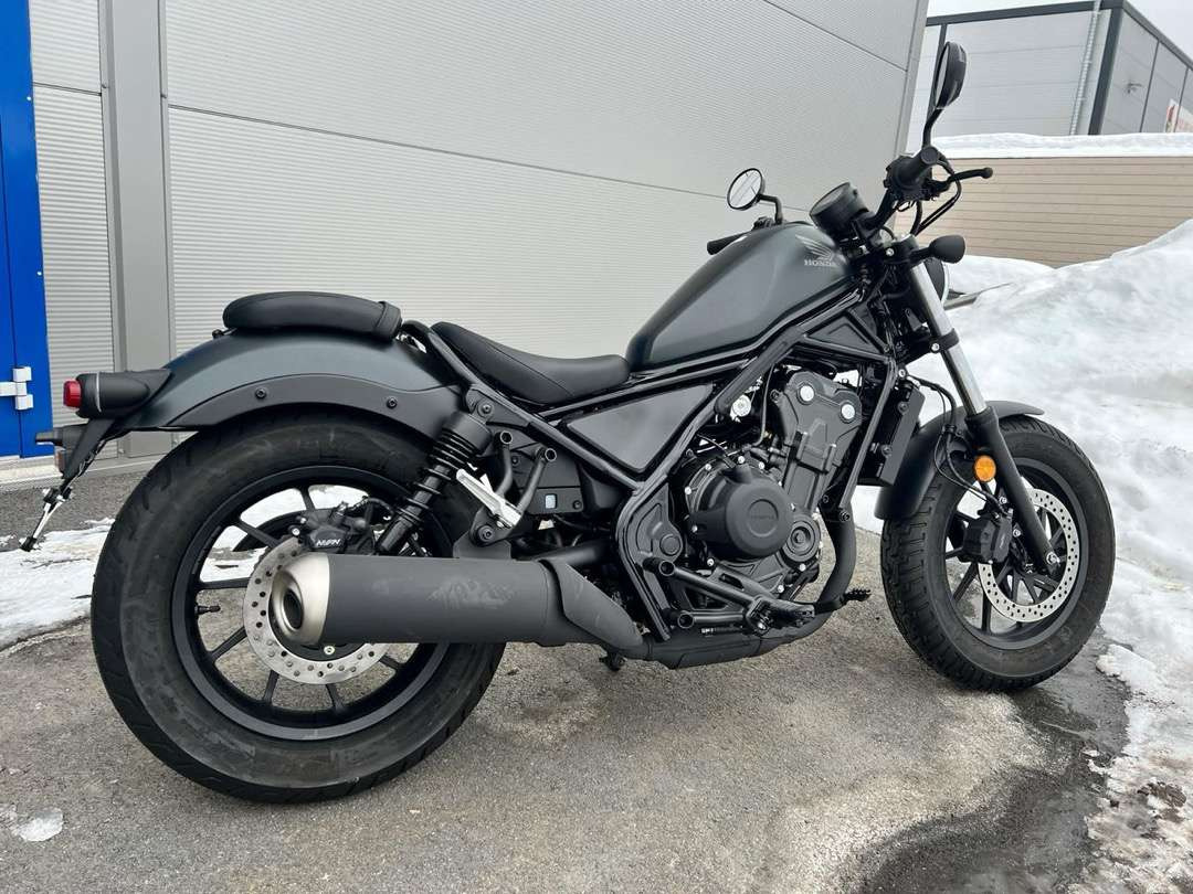 Honda Rebel 500 - konkursbo - Reboque para moto: foto 1 Honda Rebel 500 - konkursbo - Reboque para moto: foto 1