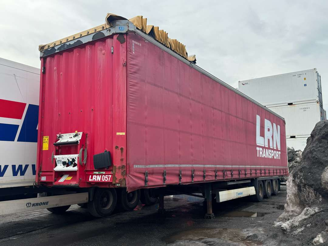 2015 KRONE Profi Liner / MEGA / Curtain / Lifting roof - Reboque: foto 1 2015 KRONE Profi Liner / MEGA / Curtain / Lifting roof - Reboque: foto 1