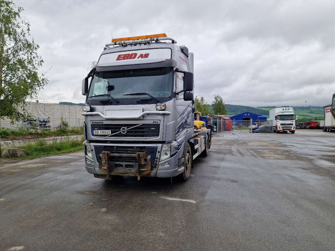 Volvo FH6X2-Krokbil med hydraulisk brøyteutstyr - Camião polibenne: foto 5 Volvo FH6X2-Krokbil med hydraulisk brøyteutstyr - Camião polibenne: foto 5
