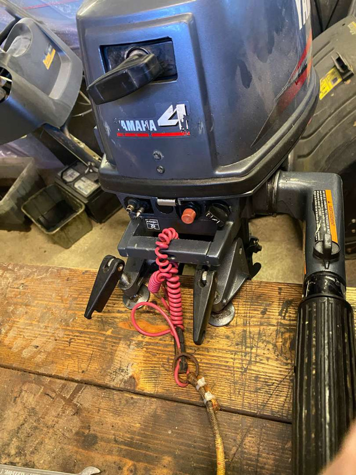 Yamaha 4 påhengsmotor KLAR TIL BRUK - Ferramenta/ Equipamento: foto 2 Yamaha 4 påhengsmotor KLAR TIL BRUK - Ferramenta/ Equipamento: foto 2
