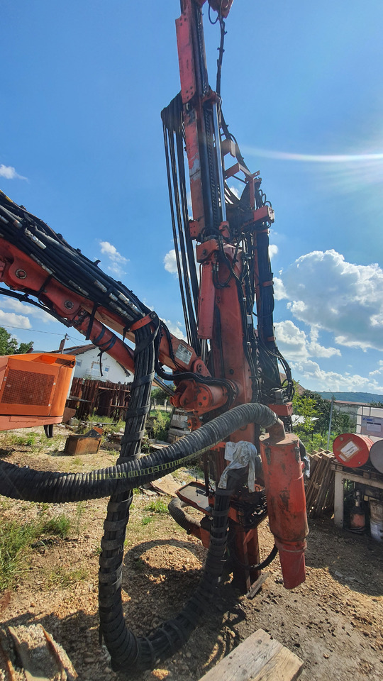 Máquina de perfuração SANDVIK Ranger DX780: foto 11
