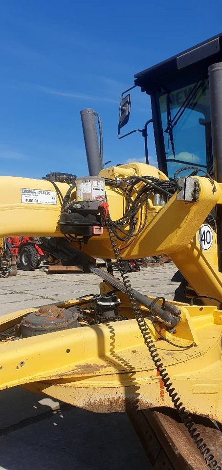 Motoniveladora New Holland F 156.7 A: foto 16