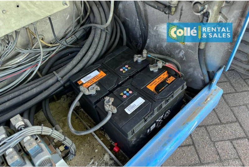 Plataforma de Tijera/ Plataforma de tesoura Holland lift M 250 DL 27 | 2003: foto 12