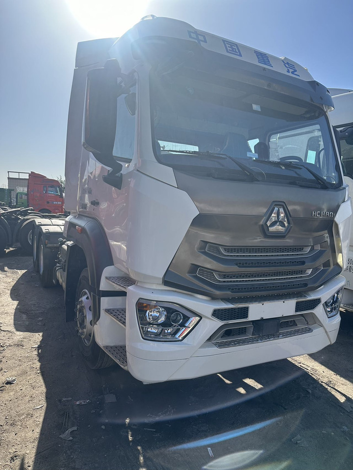 HOHAN - Tractor: foto 2 HOHAN - Tractor: foto 2