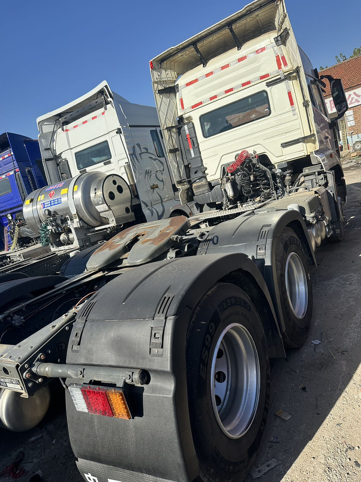 HOHAN - Tractor: foto 3 HOHAN - Tractor: foto 3