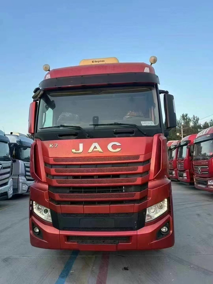 JAC K7 - Tractor: foto 1 JAC K7 - Tractor: foto 1