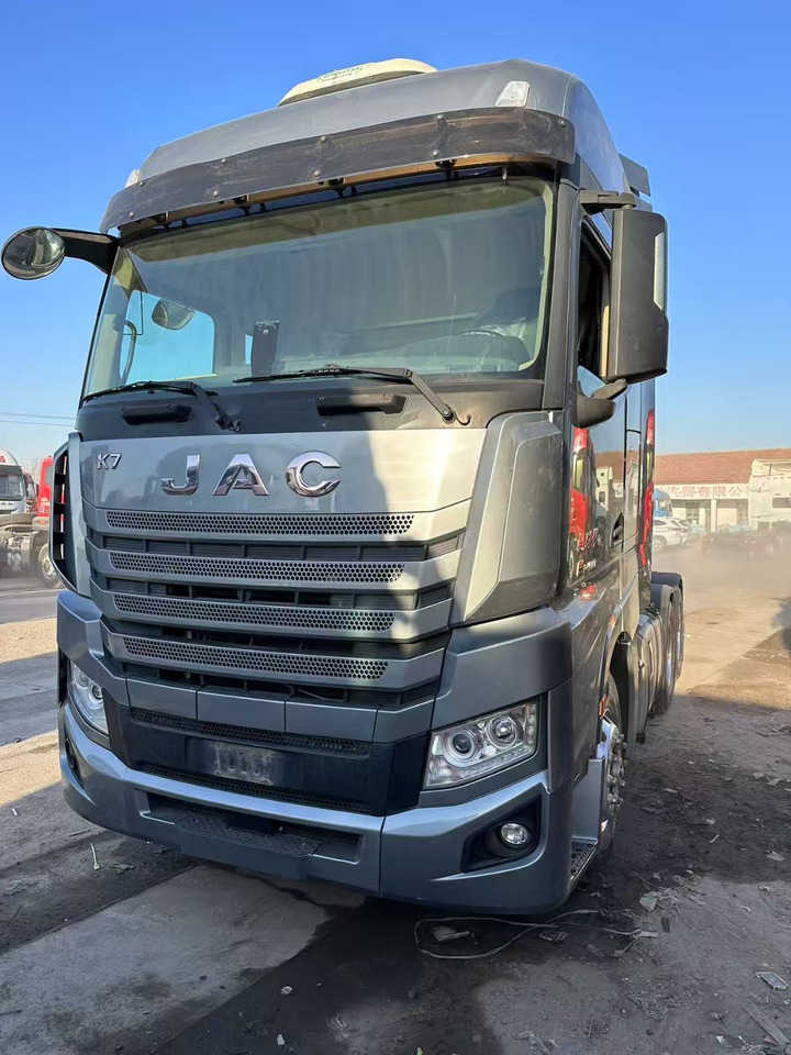 JAC K7 - Tractor: foto 1 JAC K7 - Tractor: foto 1