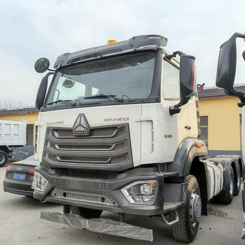 SINOTRUCK HOWO - Tractor: foto 1 SINOTRUCK HOWO - Tractor: foto 1