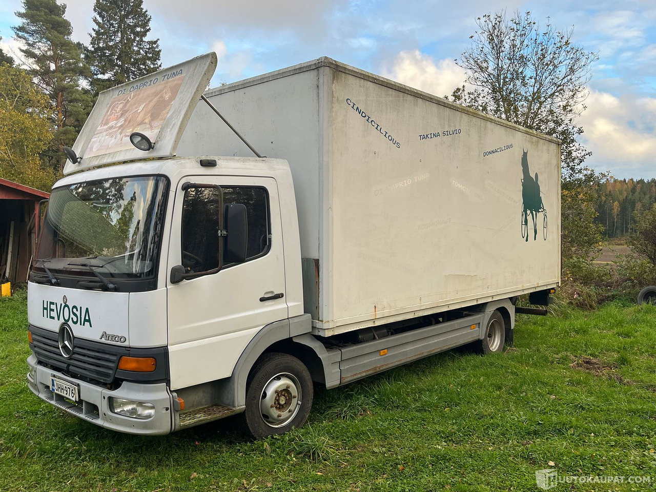 Mercedes-Benz Atego, hevoskuljetusauto, 2000, Inkoo - Camião: foto 2 Mercedes-Benz Atego, hevoskuljetusauto, 2000, Inkoo - Camião: foto 2