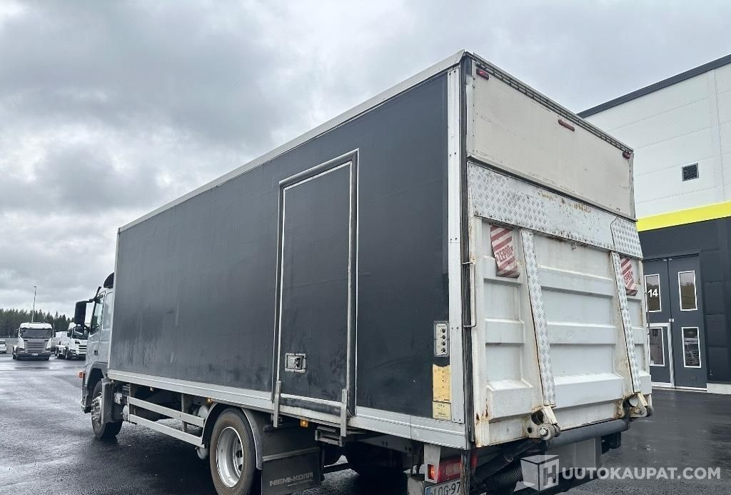 Volvo FM9 300 4x2, 2003, Pirkkala - Camião: foto 4 Volvo FM9 300 4x2, 2003, Pirkkala - Camião: foto 4