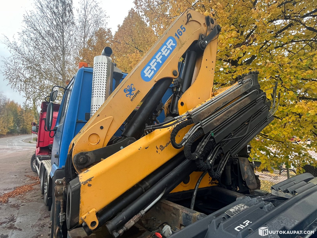 Effer 165 crane and Sisu SK200 lorry included, Kouvola - Camião de caixa aberta/ Plataforma, Camião grua: foto 1 Effer 165 crane and Sisu SK200 lorry included, Kouvola - Camião de caixa aberta/ Plataforma, Camião grua: foto 1
