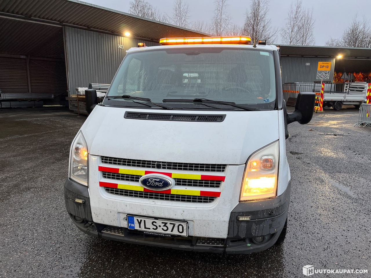 Ford Transit flatbed, reg. year 2012, only 151,068 km, Tampere - Carrinha de caixa aberta: foto 2 Ford Transit flatbed, reg. year 2012, only 151,068 km, Tampere - Carrinha de caixa aberta: foto 2