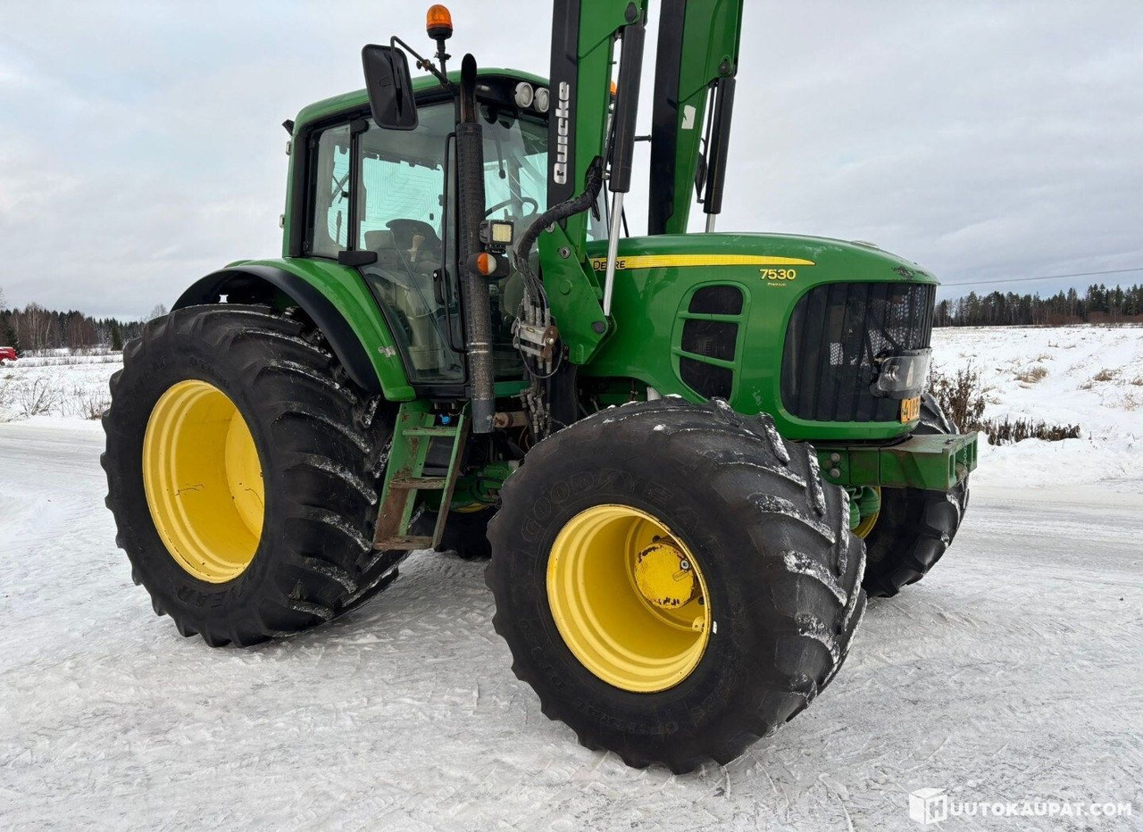 John Deere 7530 Premium with large tyres, 2007 tractor, Ylivieska - Trator: foto 5 John Deere 7530 Premium with large tyres, 2007 tractor, Ylivieska - Trator: foto 5