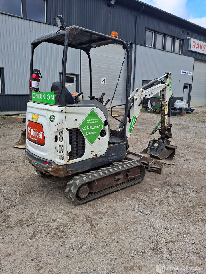Kaivinkone Bobcat E17, vuosimalli 2015, tunnit 3310 h, Nurmijärvi - Mini escavadeira: foto 3 Kaivinkone Bobcat E17, vuosimalli 2015, tunnit 3310 h, Nurmijärvi - Mini escavadeira: foto 3