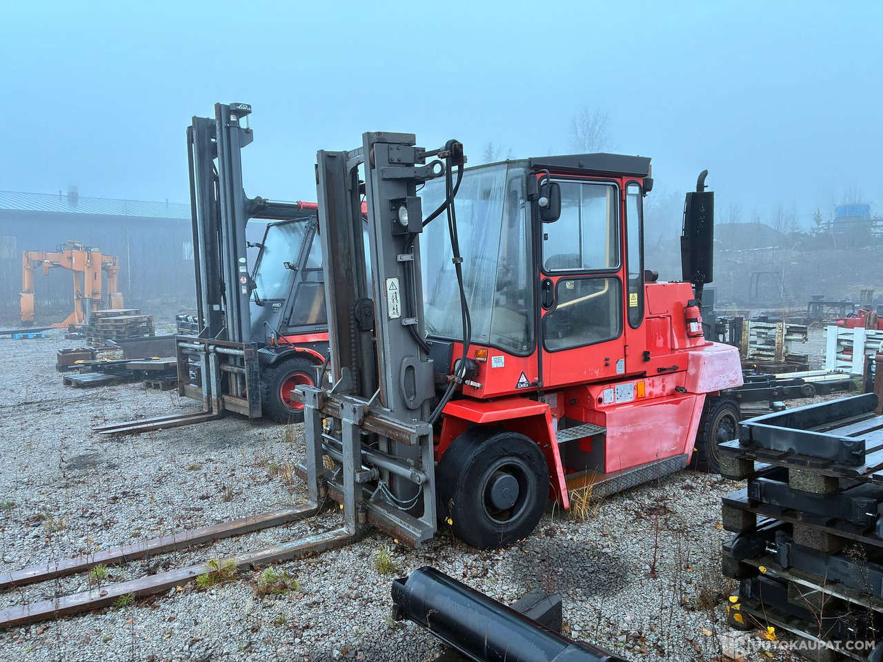 Kalmar DCD 70-6H, 2000 Trukki, Lieto - Empilhadeira: foto 1 Kalmar DCD 70-6H, 2000 Trukki, Lieto - Empilhadeira: foto 1