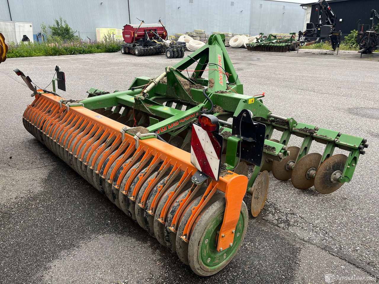 Máquina agrícola Amazone Catros 4001, Nostolaitelautasmuokkain, 2006, Salo: foto 1