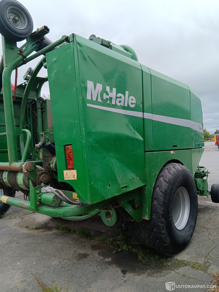 McHale Fusion 1 pyöröpaalain vm 2006, Seinäjoki - Máquina agrícola: foto 3 McHale Fusion 1 pyöröpaalain vm 2006, Seinäjoki - Máquina agrícola: foto 3
