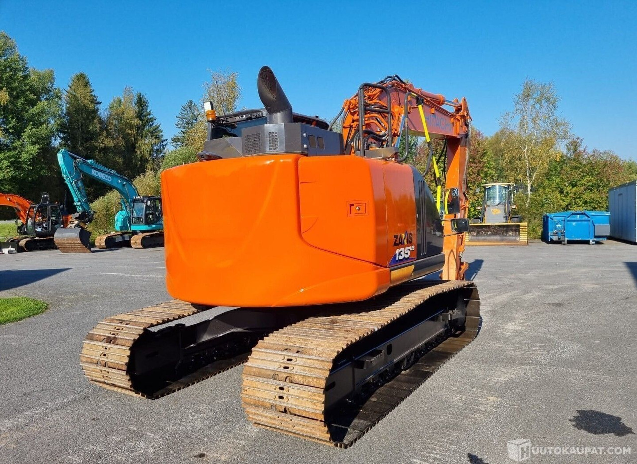 Hitachi ZX135US-6, 2020, Diesel, 3 600 h, Seinäjoki - Máquina de construção: foto 5 Hitachi ZX135US-6, 2020, Diesel, 3 600 h, Seinäjoki - Máquina de construção: foto 5