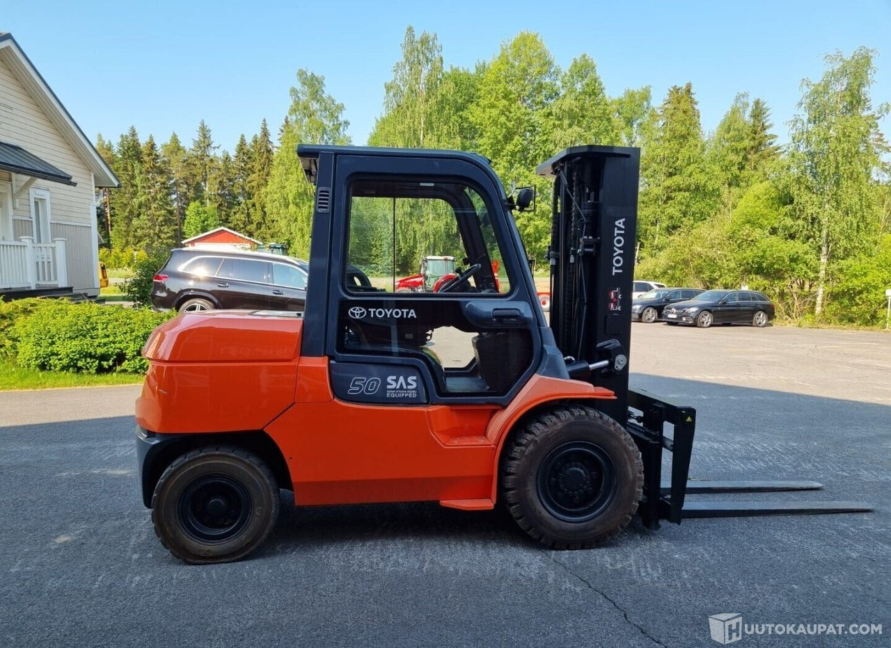 Toyota 42-7 FD 45, 2011, Diesel, 3 800 h, Seinäjoki - Máquina de construção: foto 5 Toyota 42-7 FD 45, 2011, Diesel, 3 800 h, Seinäjoki - Máquina de construção: foto 5
