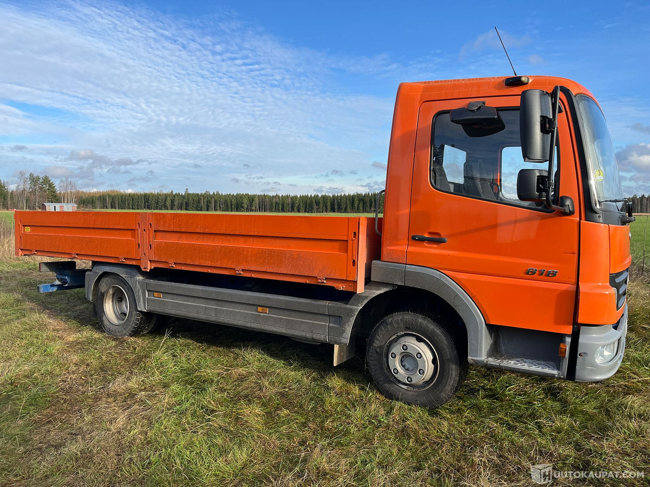 Mercedes-Benz Atego avolavakuorma-auto, 2006, Sysmä - Camião de caixa aberta/ Plataforma: foto 1 Mercedes-Benz Atego avolavakuorma-auto, 2006, Sysmä - Camião de caixa aberta/ Plataforma: foto 1