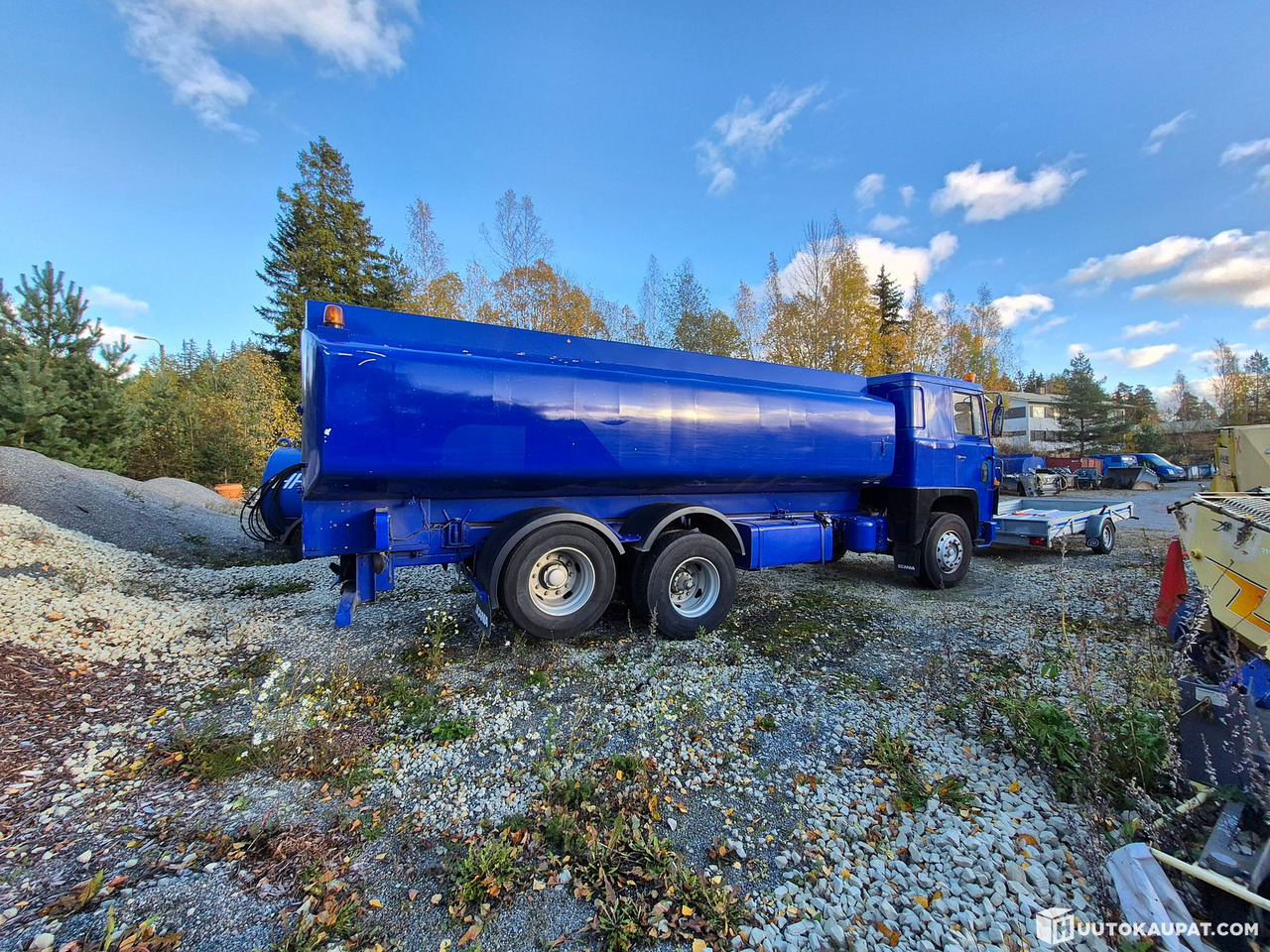 Scania 11.0, 1979, Tampere - Caminhão tanque: foto 2 Scania 11.0, 1979, Tampere - Caminhão tanque: foto 2