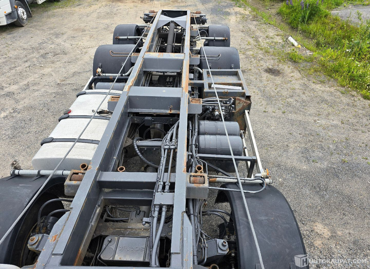 Scania 124G, 1999, Diesel, Seinäjoki - Camião basculante: foto 5 Scania 124G, 1999, Diesel, Seinäjoki - Camião basculante: foto 5