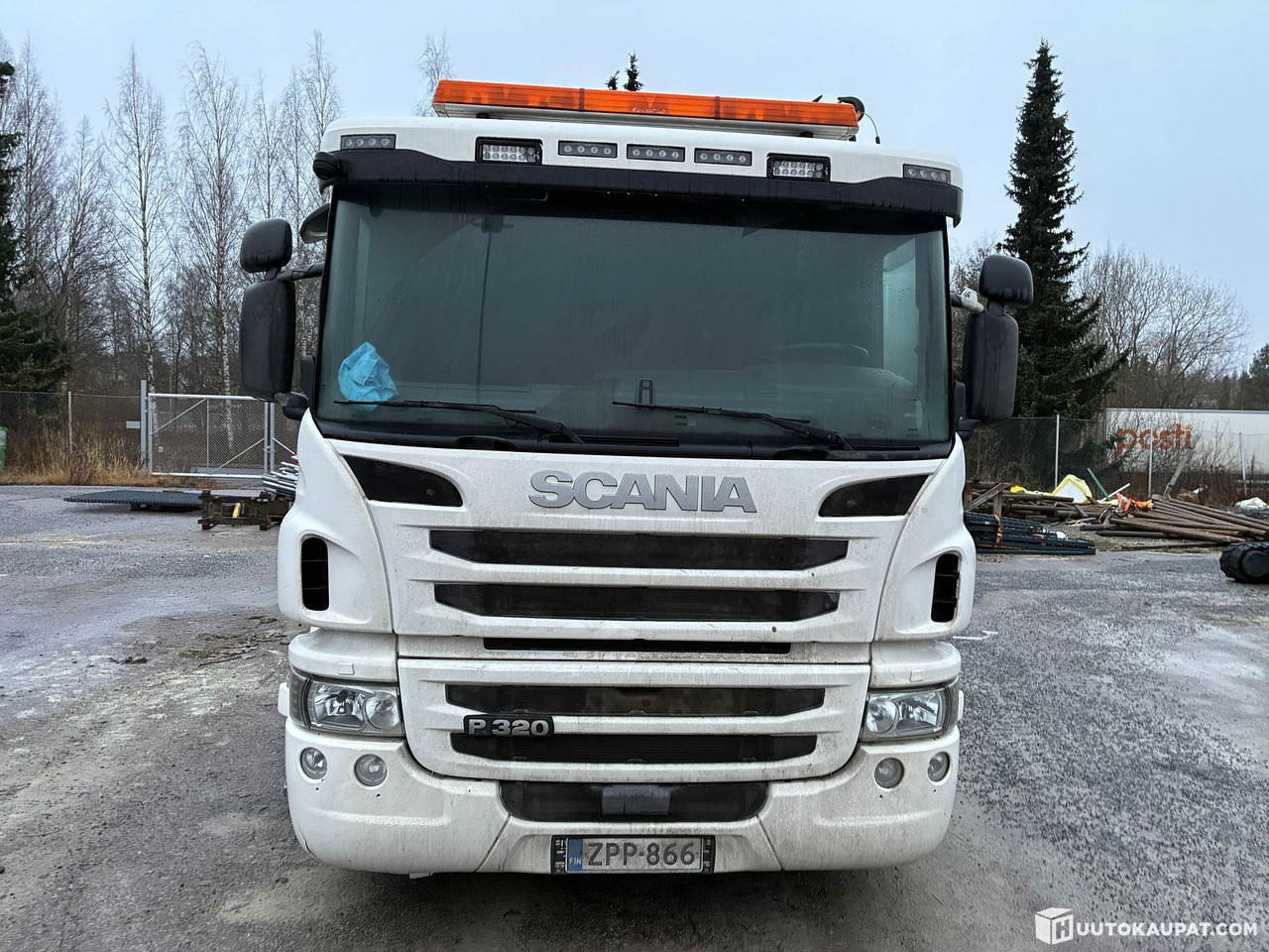 Scania P320, 2016 truck + Hiab crane, Tampere - Camião de caixa aberta/ Plataforma, Camião grua: foto 3 Scania P320, 2016 truck + Hiab crane, Tampere - Camião de caixa aberta/ Plataforma, Camião grua: foto 3