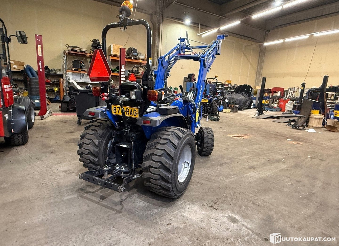 Solis 26 4WD 6+2 with front loader, 2023, 1.3 L, Diesel, 241 h, Helsinki - Mini trator: foto 4 Solis 26 4WD 6+2 with front loader, 2023, 1.3 L, Diesel, 241 h, Helsinki - Mini trator: foto 4